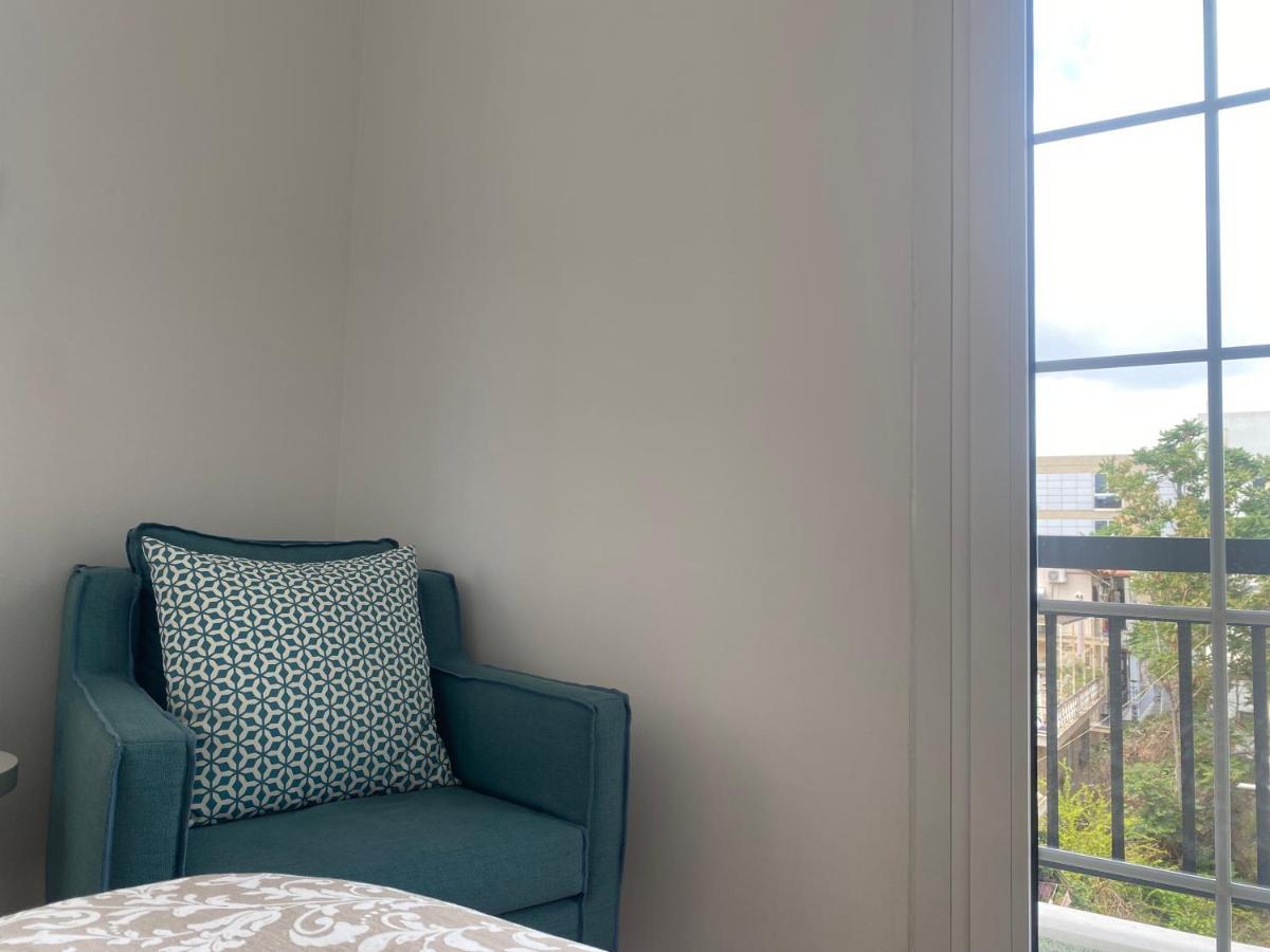 Faliro Comfort Apartment 10 Mins Walking To The Beach Ateny Zewnętrze zdjęcie