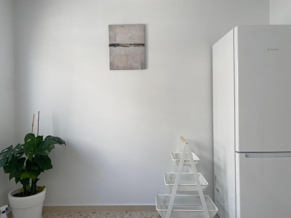 Faliro Comfort Apartment 10 Mins Walking To The Beach Ateny Zewnętrze zdjęcie